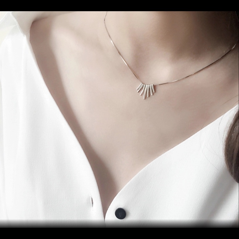 π "SOLD OUT" (925) DROPPING BARS NECKLACE - Picture 6 of 6